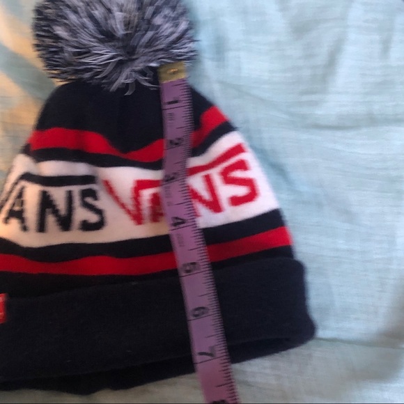 Toddler Vans Toque - Picture 3 of 3